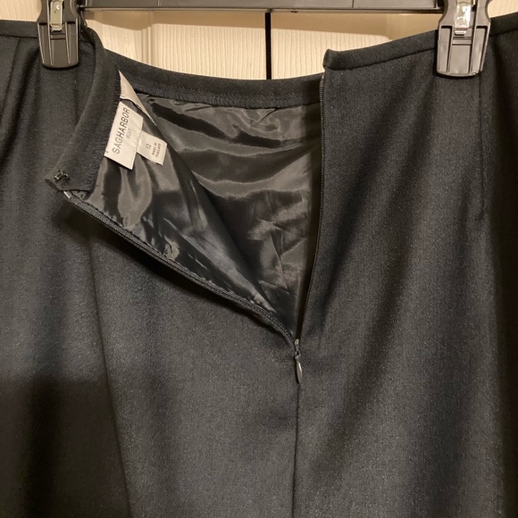 Sag harbor 2 piece suit. blazer / jacket and skirt size 12 - Picture 5 of 9